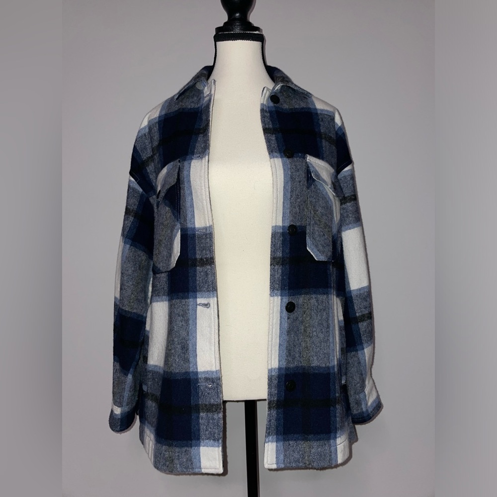 Zara Plaid Blue and White Flannel Jacket